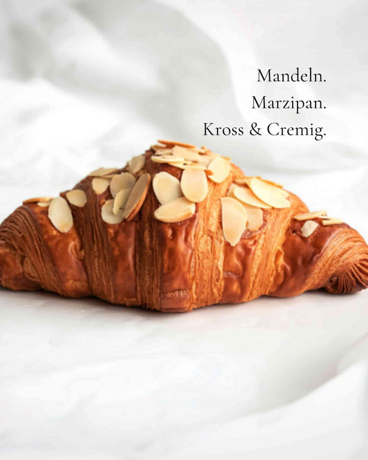 Unsere Love Box | Gefüllte Croissant kaufen | Vanille, Pistazie, Mandel & Schokolade
